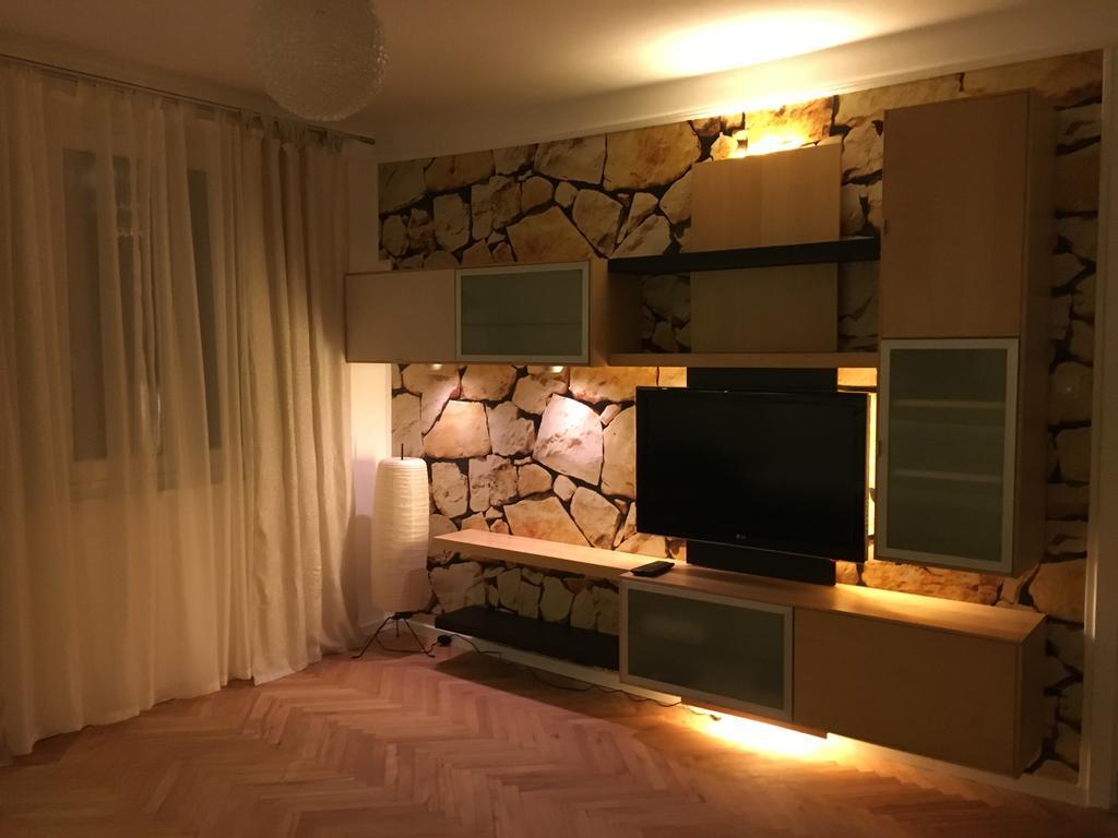 Апартаменты Am Loewenpark Мелк Экстерьер фото